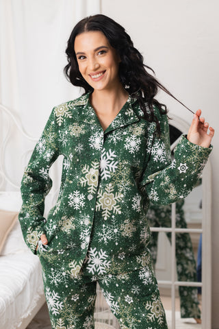 DreamCat Warm Flannel Women's Pajamas — Festive Comfort